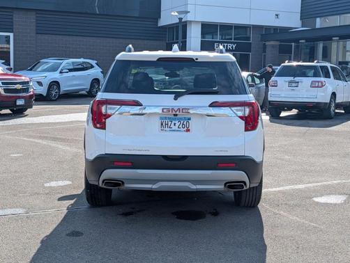 Summit White 2023 GMC Acadia SLT