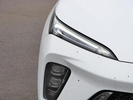 Summit White 2026 Buick Envision Sport Touring