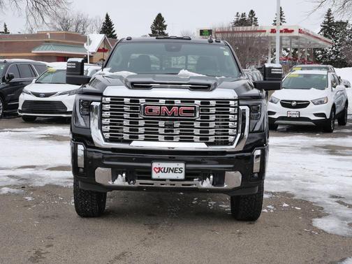 2024 GMC Sierra 2500 Denali