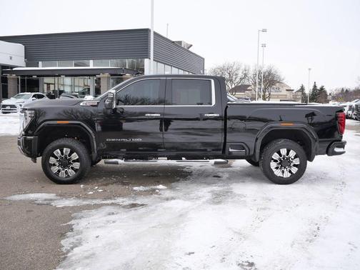 2024 GMC Sierra 2500 Denali