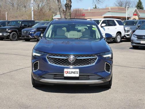 Sapphire Metallic 2022 Buick Envision Avenir