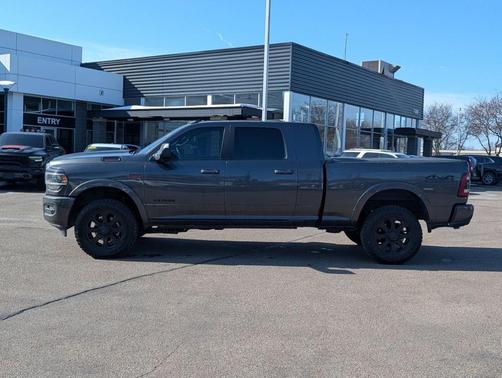 2020 RAM 2500 Laramie