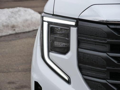 Summit White 2026 GMC Sierra 1500 Pro