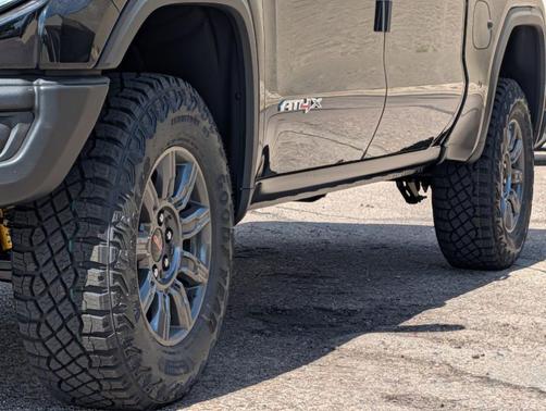 Onyx Black 2026 GMC Sierra 1500 AT4X