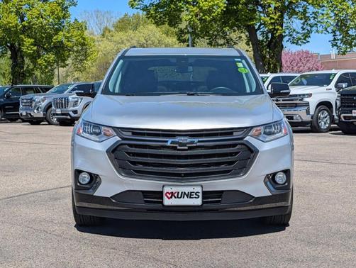 Silver Ice Metallic 2018 Chevrolet Traverse Premier