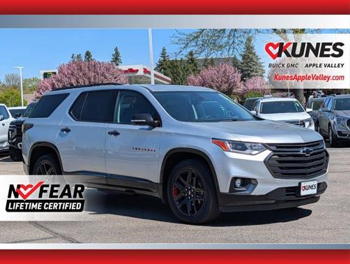 Silver Ice Metallic 2018 Chevrolet Traverse Premier