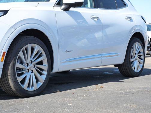 White Tri-Coat 2026 Buick Envision Avenir