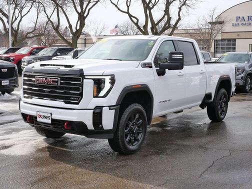 2025 GMC Sierra 2500 AT4
