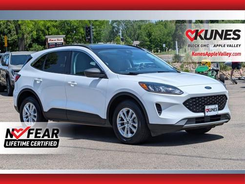 Oxford White 2022 Ford Escape SE