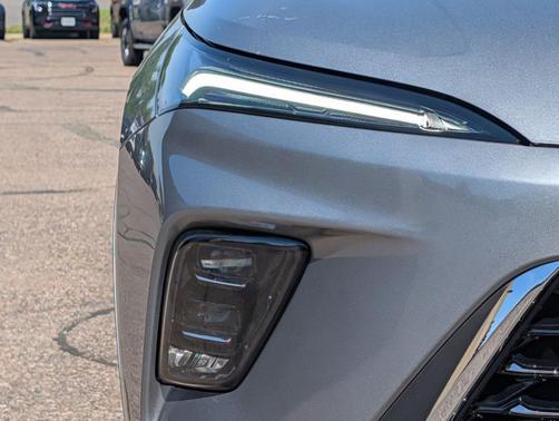 Moonstone Gray Metallic 2026 Buick Enclave AVENIR