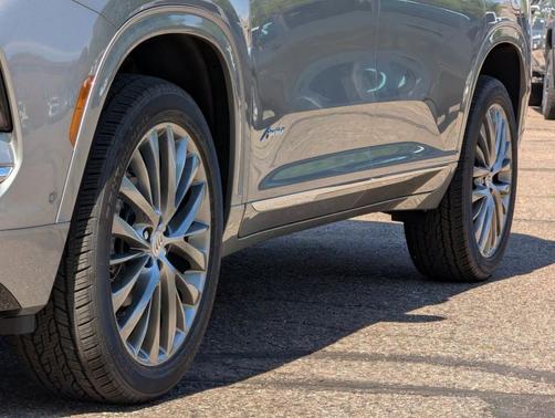 Moonstone Gray Metallic 2026 Buick Enclave AVENIR