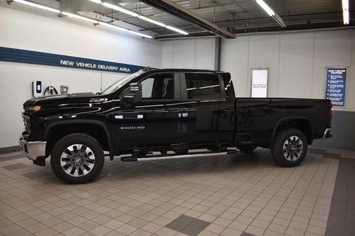 2025 Chevrolet Silverado 3500 LT