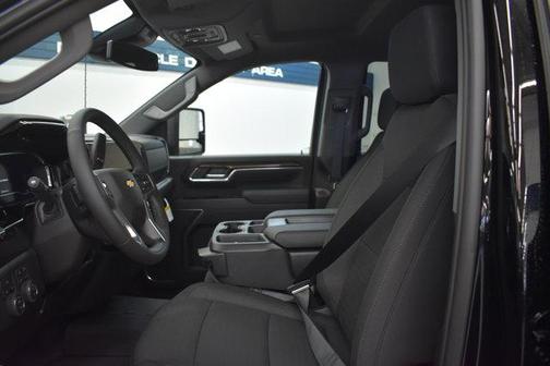 2025 Chevrolet Silverado 3500 LT
