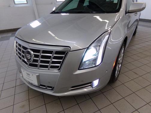 Photo 4 of 23 of 2015 Cadillac XTS Premium