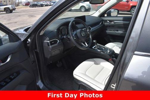 2024 Mazda CX-5 2.5 S Preferred Package