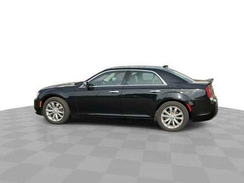 2018 Chrysler 300 Limited