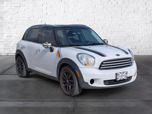 2011 MINI Cooper Countryman Base