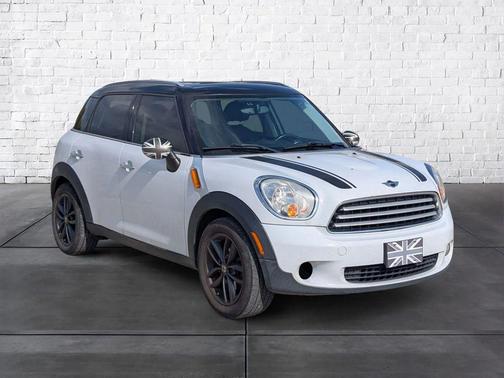 2011 MINI Cooper Countryman Base