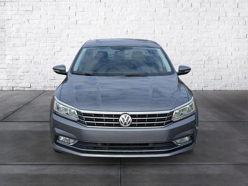 2018 Volkswagen Passat 2.0T SE