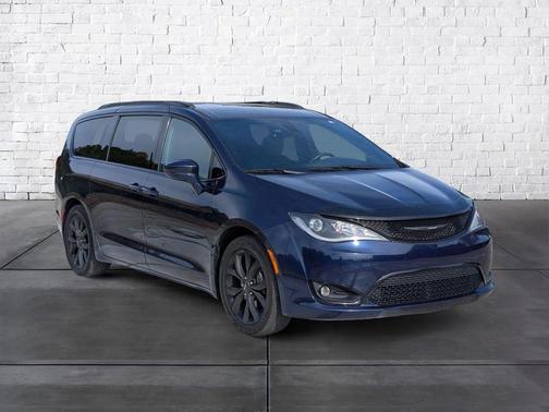 2019 Chrysler Pacifica Touring Plus