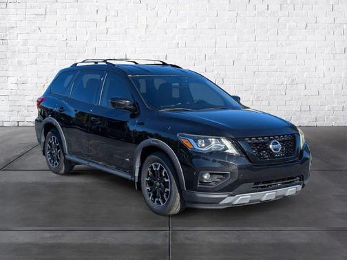 2019 Nissan Pathfinder SV