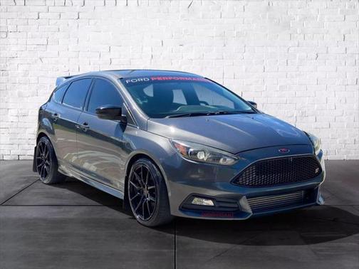 2016 Ford Focus ST