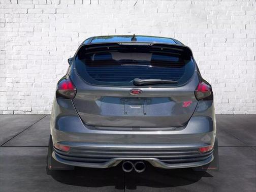 2016 Ford Focus ST