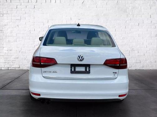 2017 Volkswagen Jetta 1.8T SEL Premium