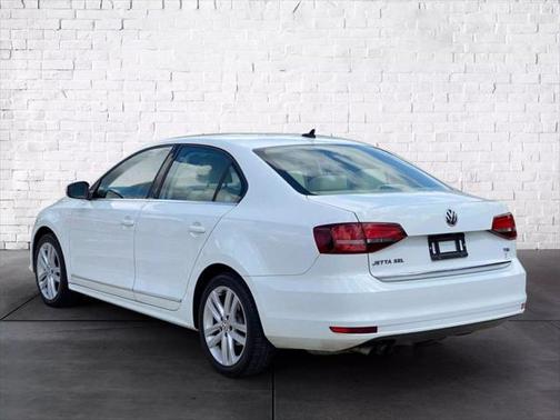 2017 Volkswagen Jetta 1.8T SEL Premium