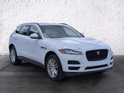2017 Jaguar F-PACE 35t Prestige