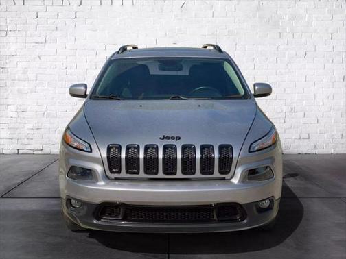 2017 Jeep Cherokee Sport