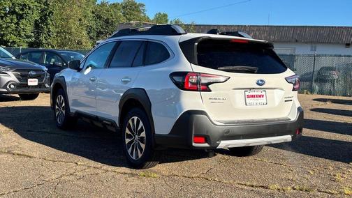 2025 Subaru Outback Touring XT