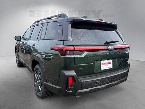 Deep Emerald Green Pearl 2026 Subaru Outback Premium
