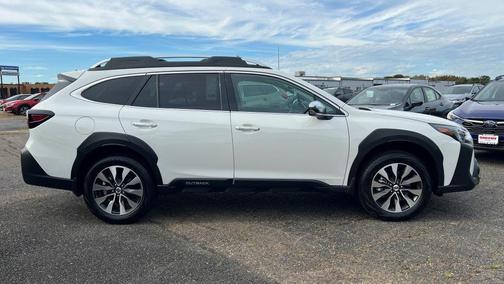 2025 Subaru Outback Touring