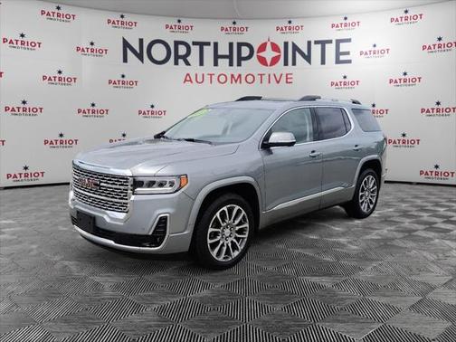 2023 GMC Acadia Denali