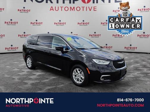 2024 Chrysler Pacifica Touring L