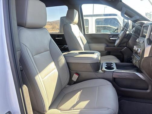 2021 GMC Sierra 2500 SLT