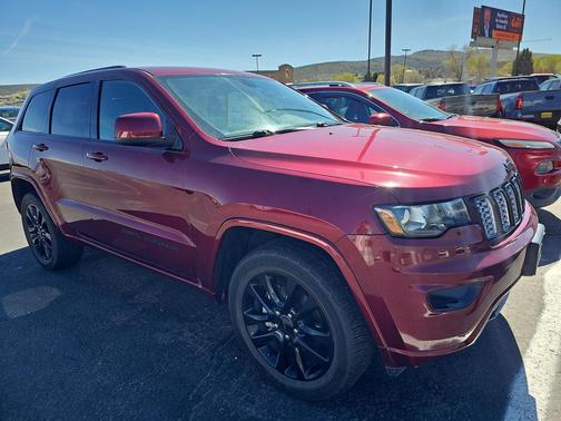 2018 Jeep Grand Cherokee Altitude