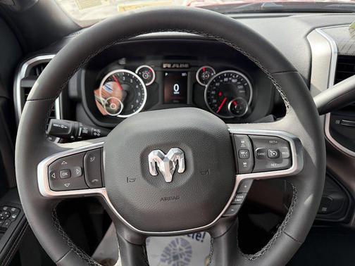 Molten Red Pearlcoat 2026 RAM 2500 Big Horn Crew Cab 4x4 6'4' Box