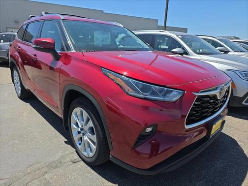 2022 Toyota Highlander Limited