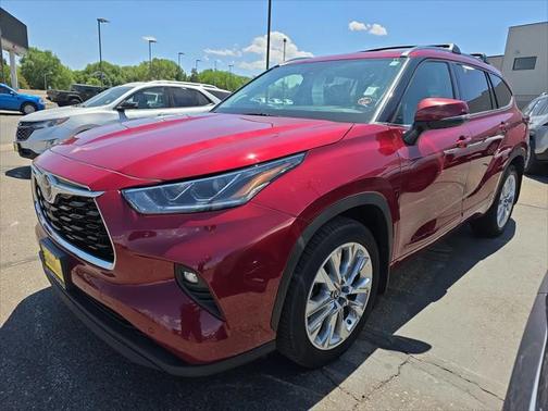 2022 Toyota Highlander Limited