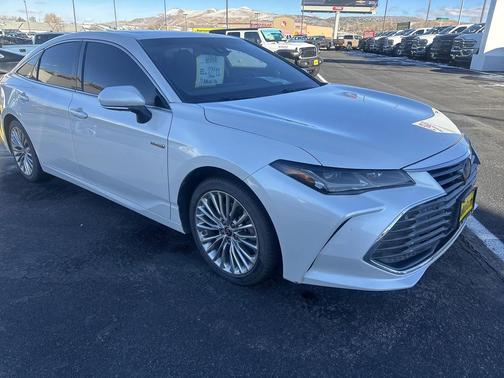 2021 Toyota Avalon Hybrid Limited