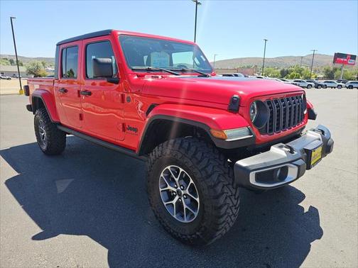 2024 Jeep Gladiator Sport S