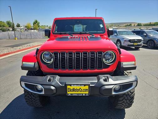 2024 Jeep Gladiator Sport S