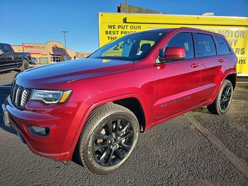 2022 Jeep Grand Cherokee Laredo