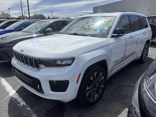 Bright White Clearcoat 2021 Jeep Grand Cherokee L Overland