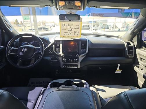 2024 RAM 3500 Tradesman Crew Cab 4x4 8' Box