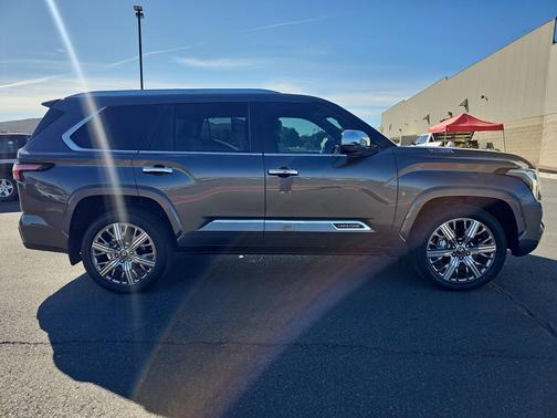 2025 Toyota Sequoia Capstone