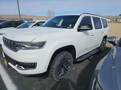 2023 Jeep Wagoneer Series I 4x4
