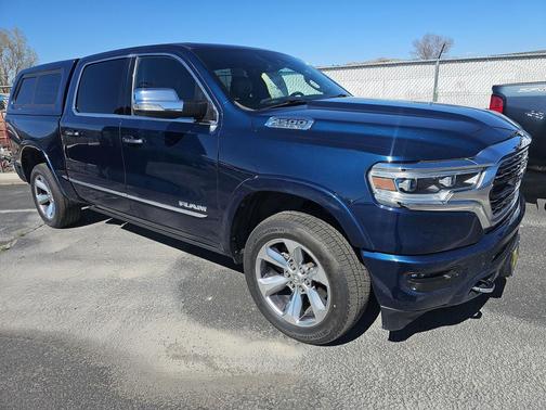 Patriot Blue Pearlcoat 2021 RAM 1500 Limited